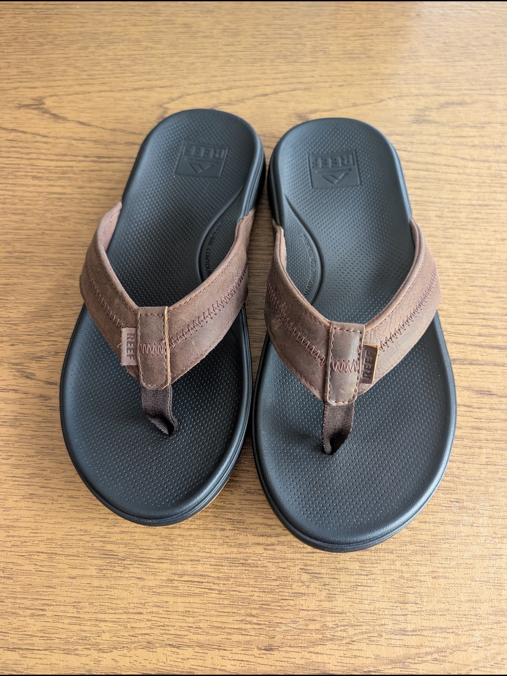 Reef Men’s Brown Leather Flip Flop Sandals